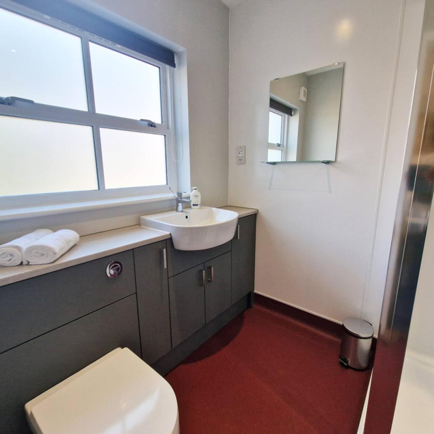 1St Floor Riverview 1 Bedroom Flat With Parking Норвіч Номер фото