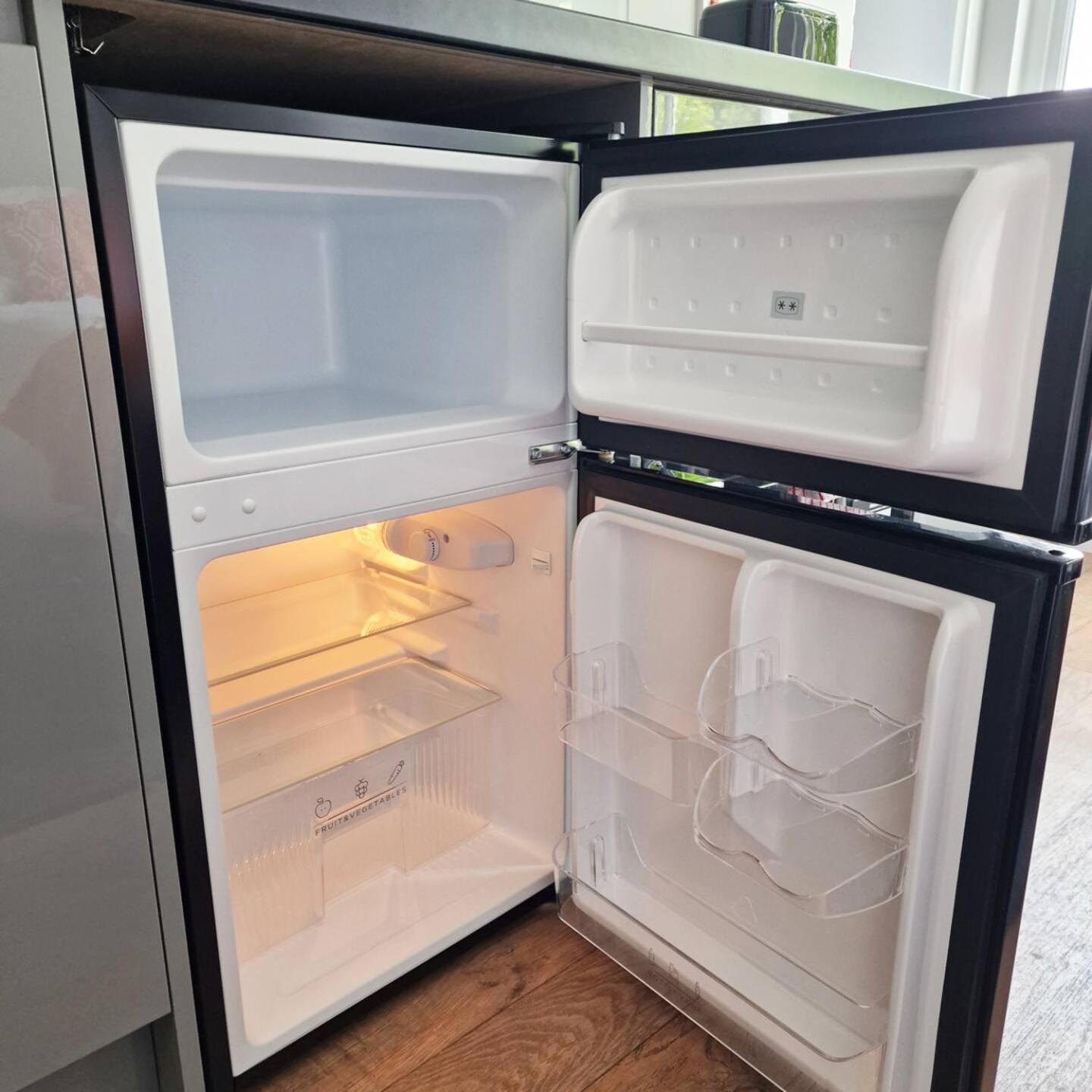 1St Floor Riverview 1 Bedroom Flat With Parking Норвіч Номер фото